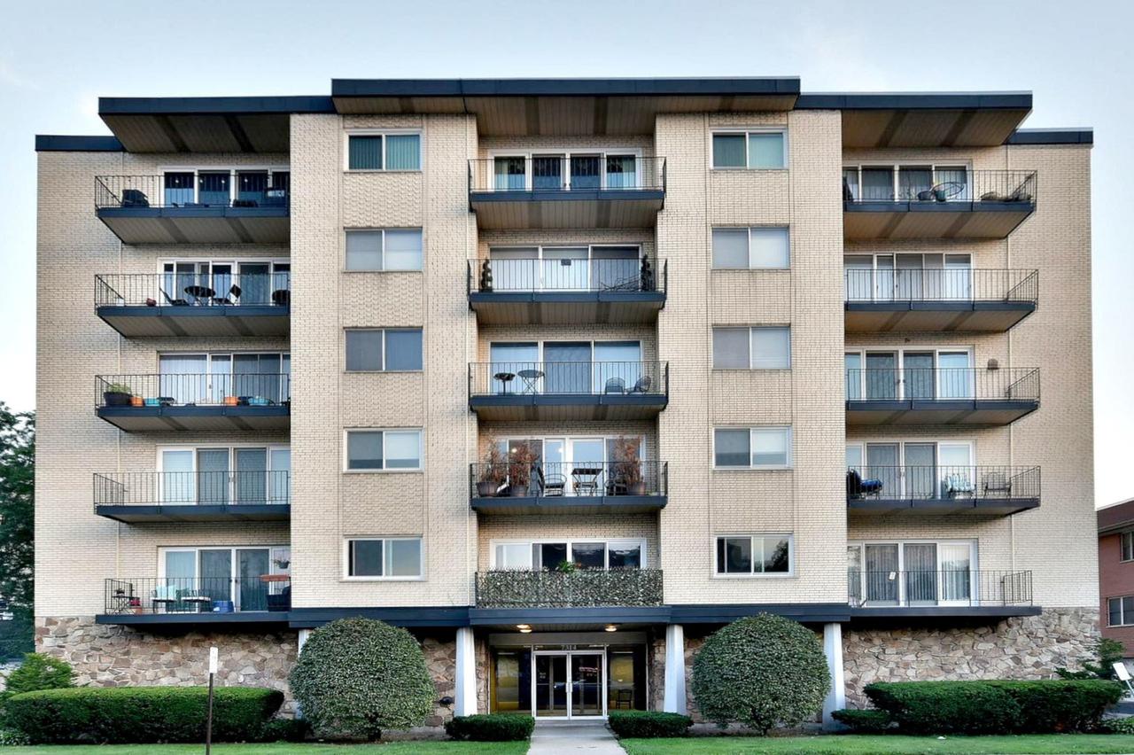 7314 Randolph St. #4A, Forest Park, IL 60130