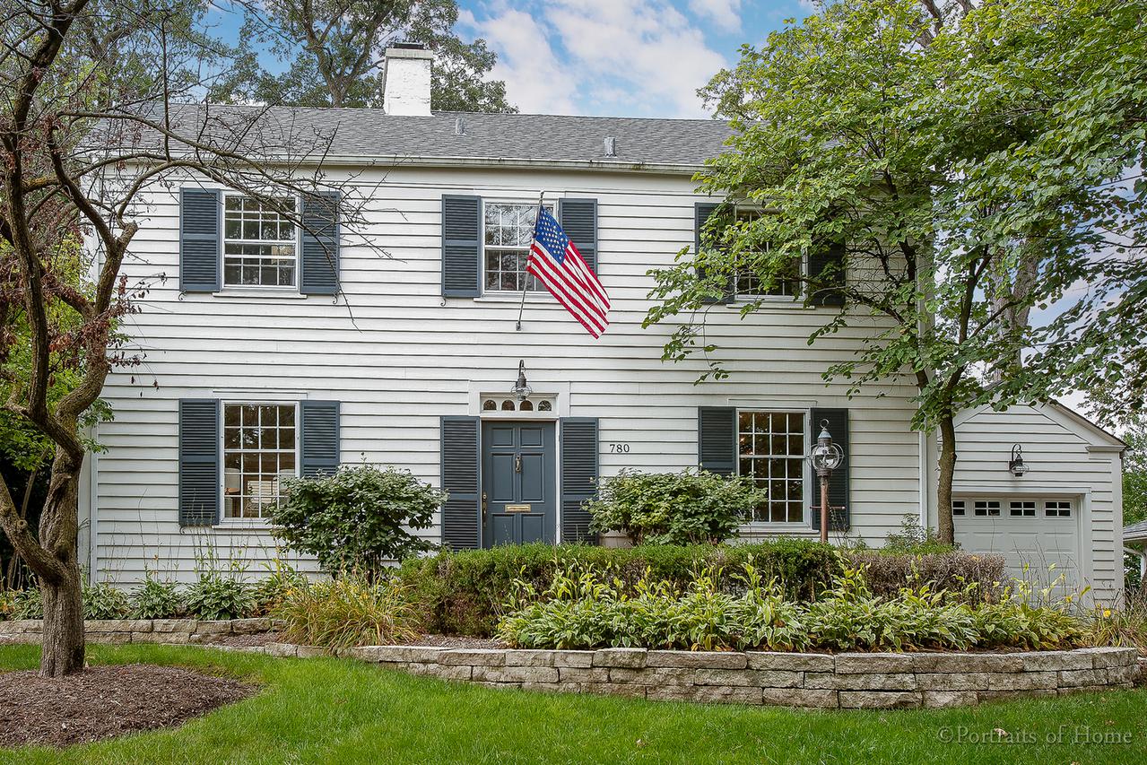 780 N Park Blvd., Glen Ellyn, IL 60137