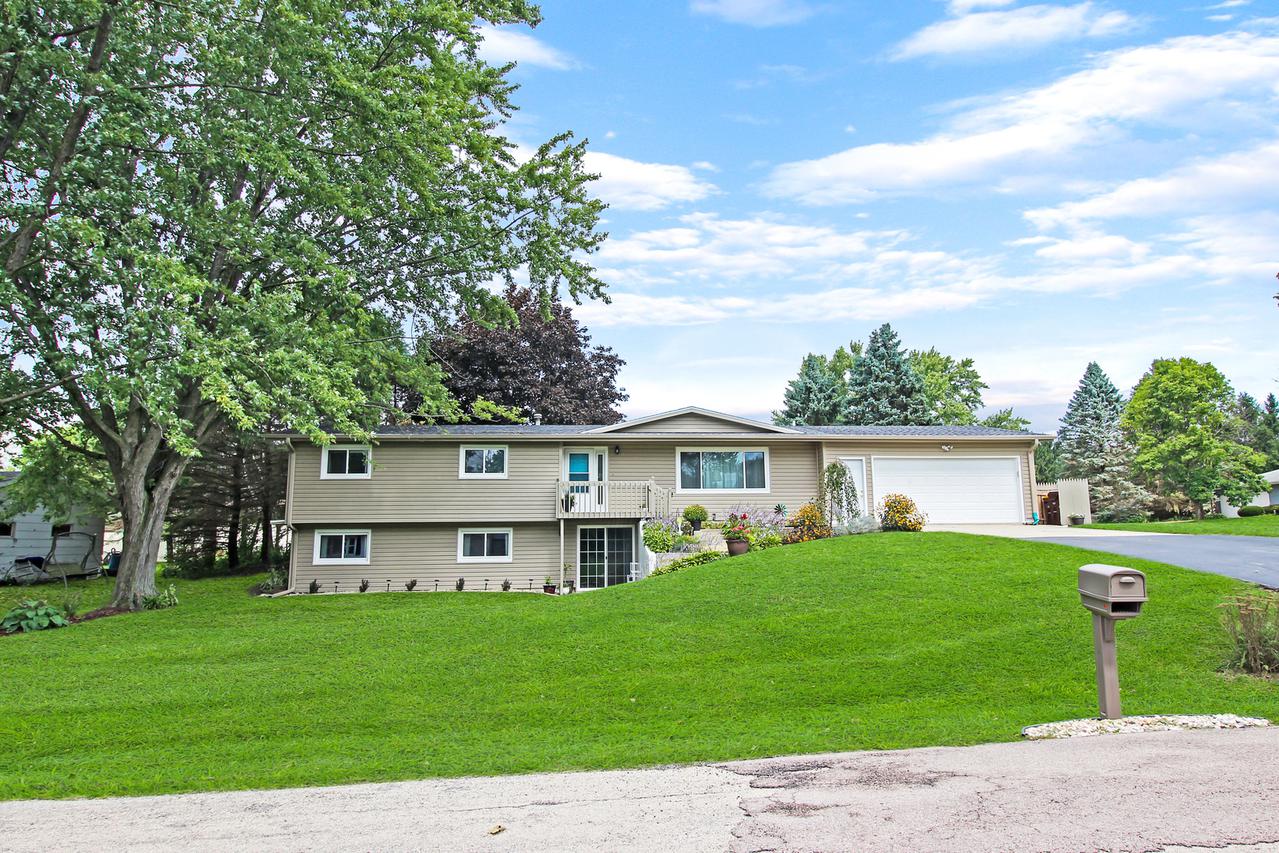 2028 Oriole Dr., Freeport, IL 61032