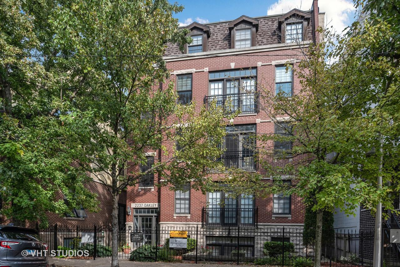 2237 N Oakley Ave. #2, Chicago, IL 60647