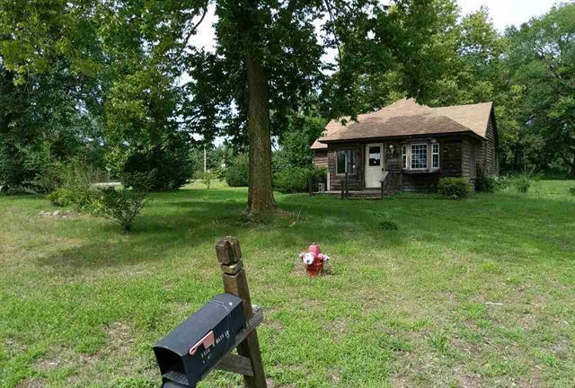 1156 W Main St., Thomson, IL 61285