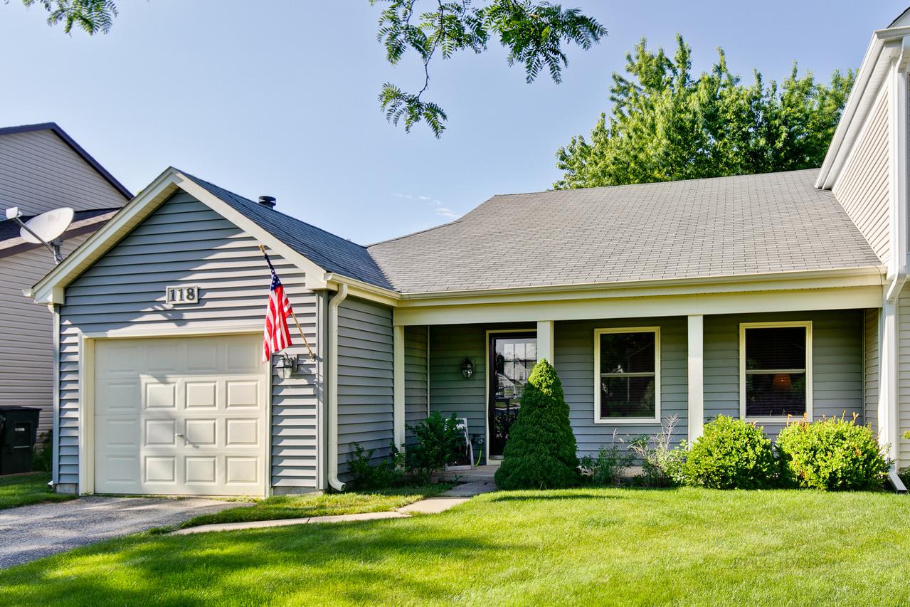 118 Bedford Rd., Mundelein, IL 60060