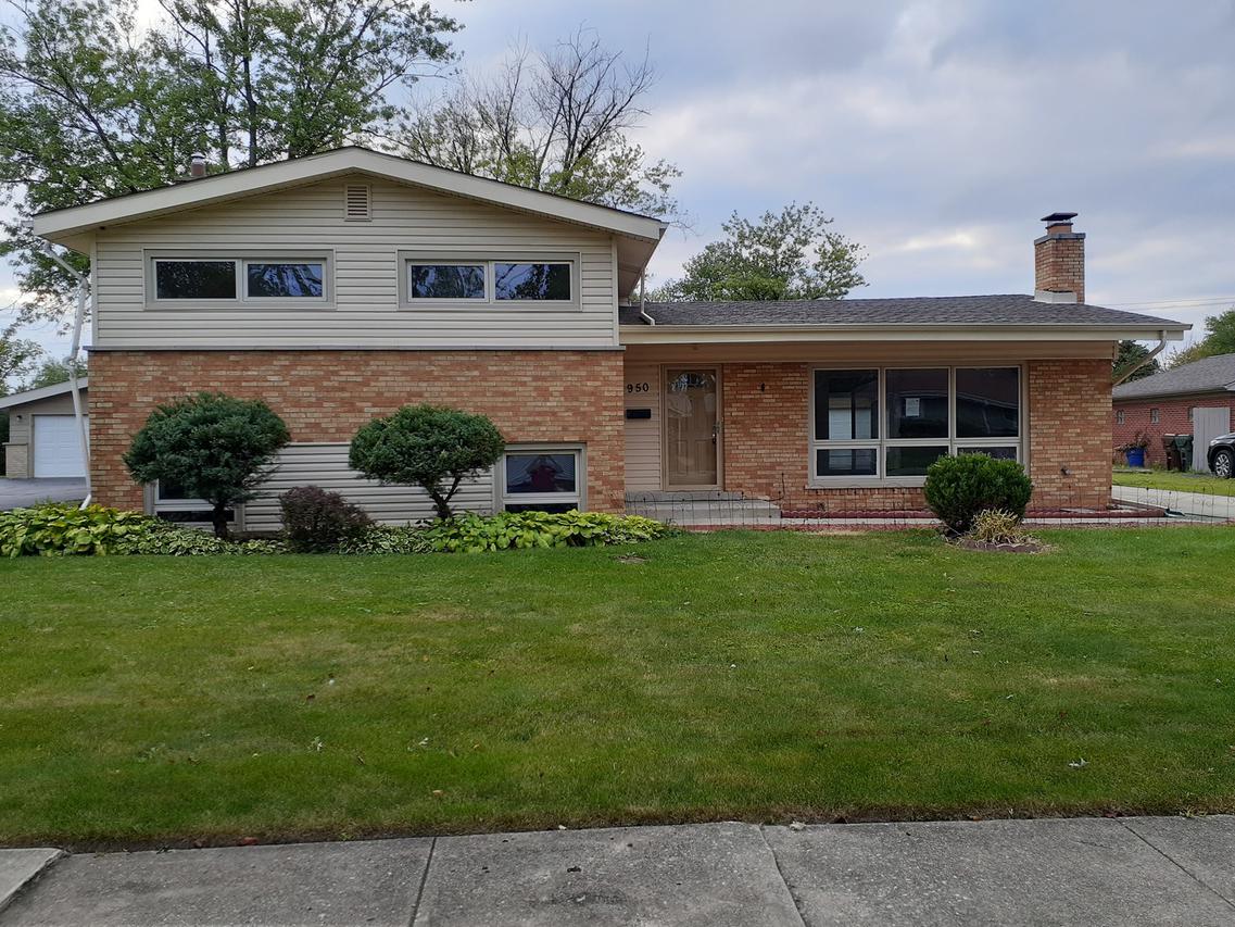 950 Braemar Rd., Flossmoor, IL 60422