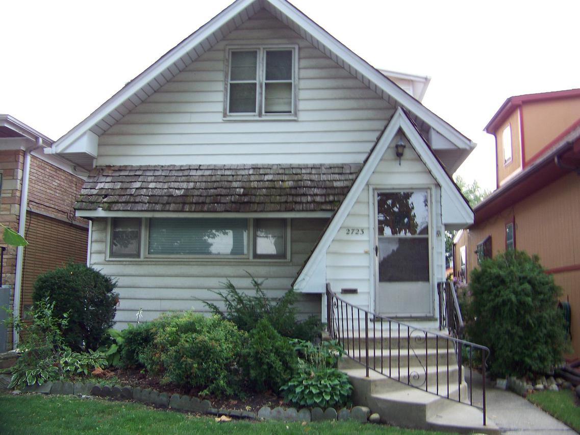 2723 N Neva Ave., Chicago, IL 60607