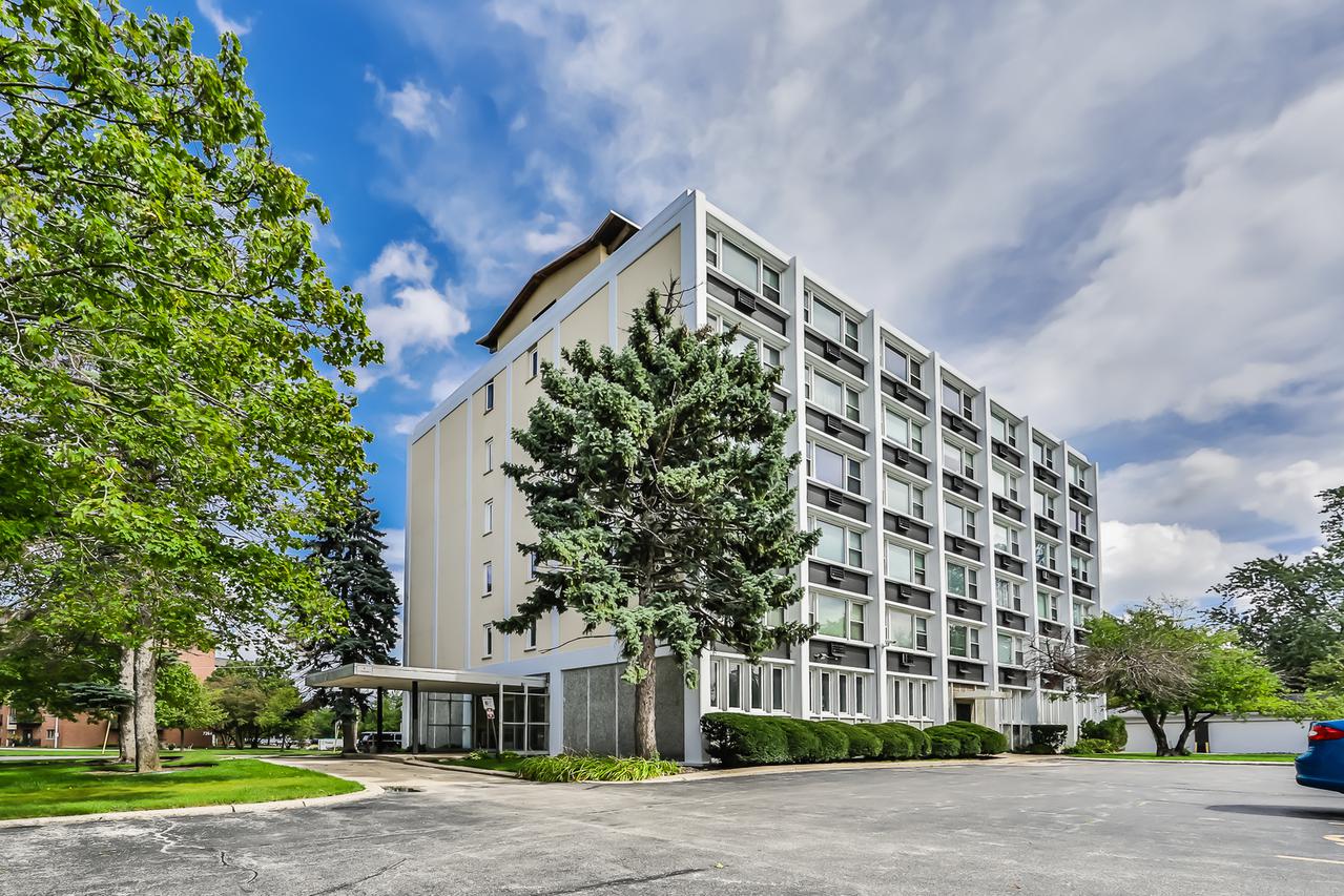 5975 N Odell Ave. #5F, Chicago, IL 60631