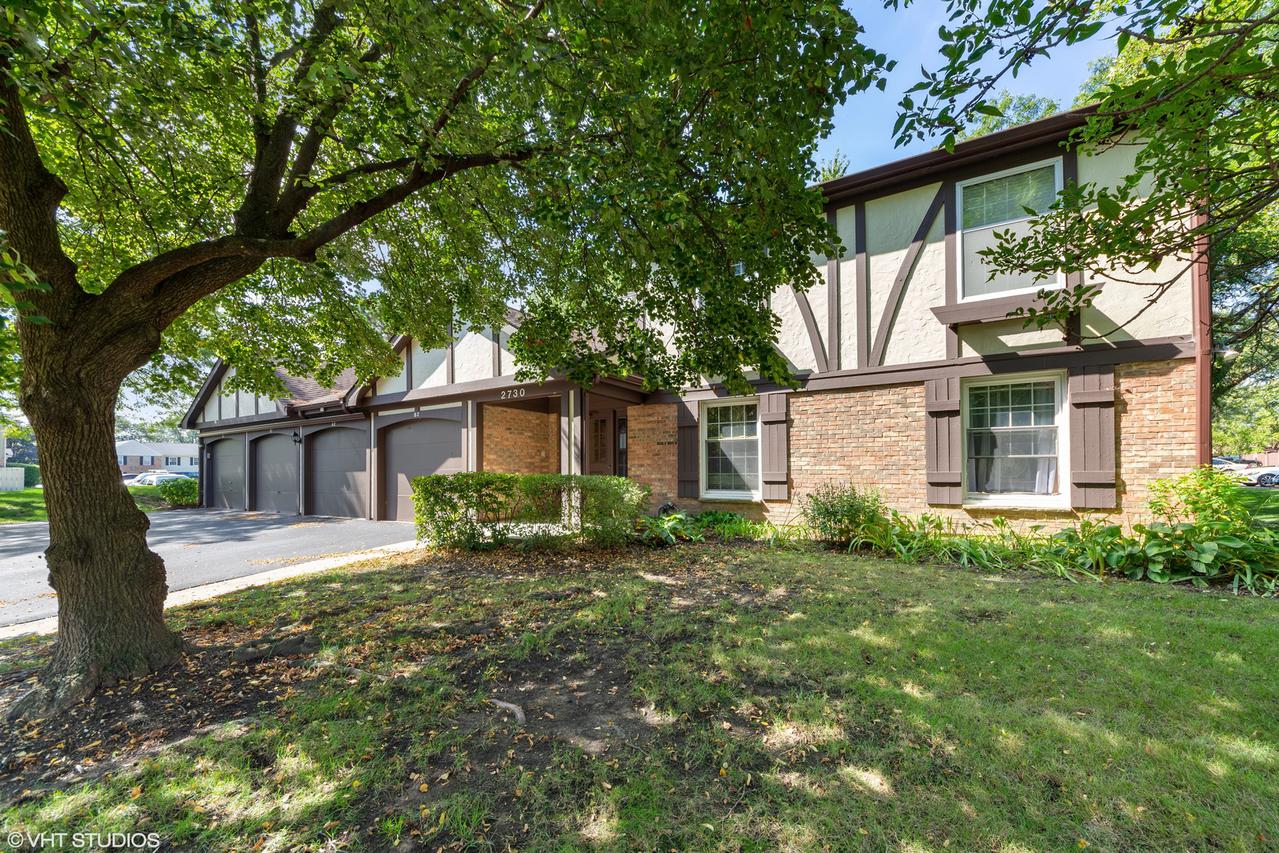 2730 Northampton Dr. #A1, Rolling Meadows, IL 60008