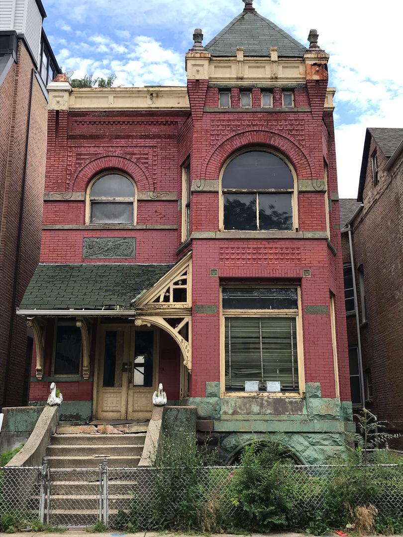 2150 W Monroe St., Chicago, IL 60612
