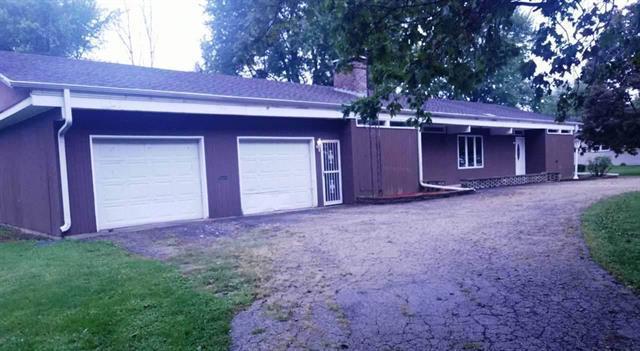 441 Wyoming Ave., Paw Paw, IL 61353