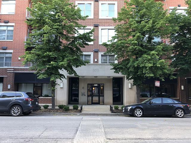 950 W Huron St. #305, Chicago, IL 60642
