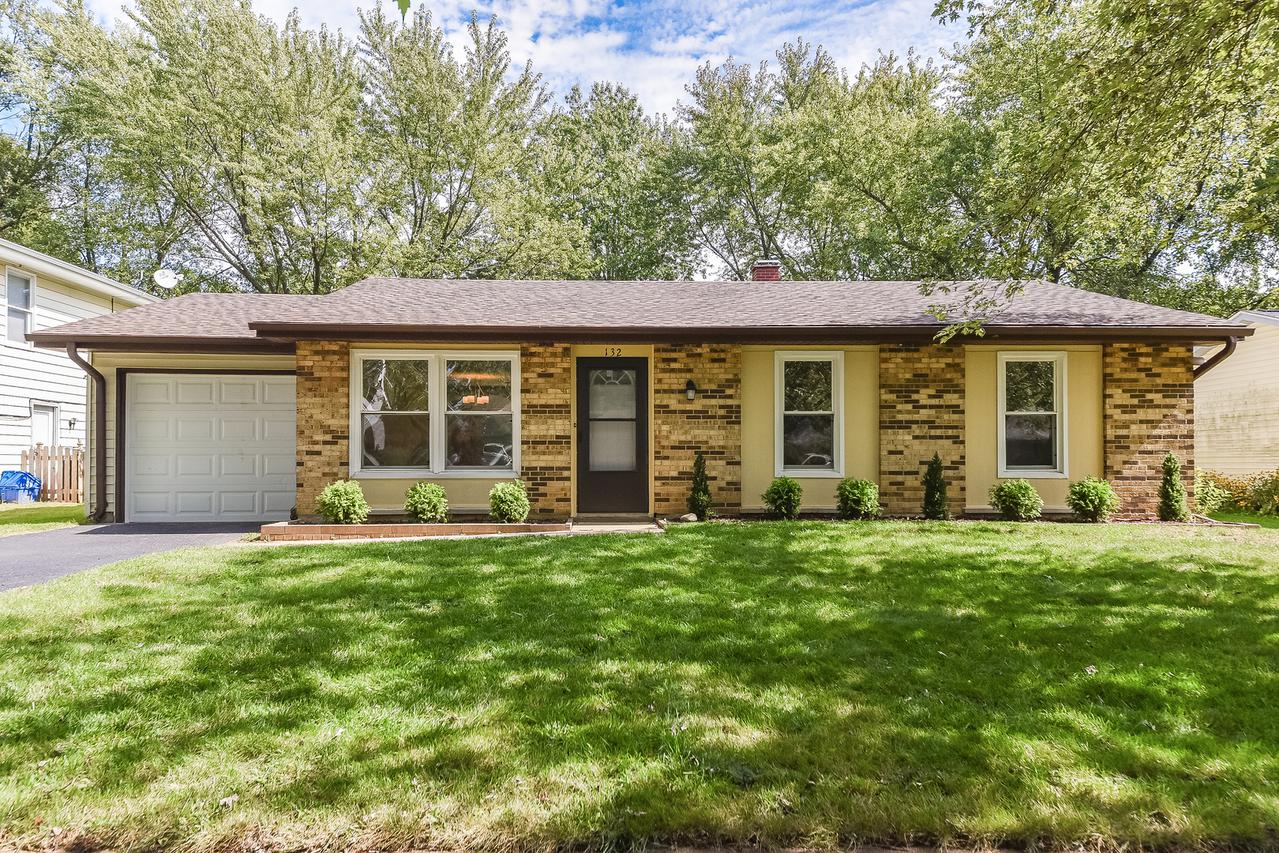132 Mayfield Dr., Bolingbrook, IL 60440