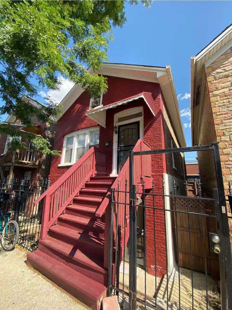 3225 S Green St., Chicago, IL 60608