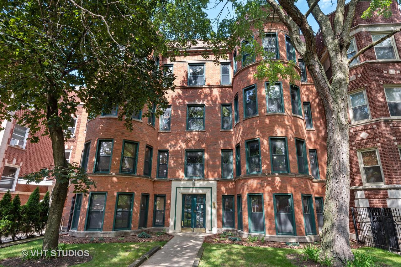 1344 W Greenleaf Ave. #4E, Chicago, IL 60626