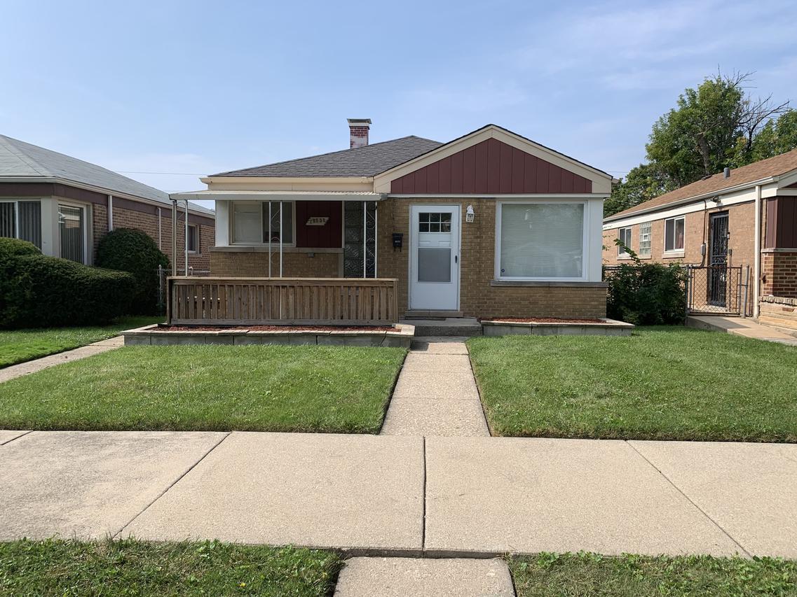 12538 S Laflin St., Calumet Park, IL 60827