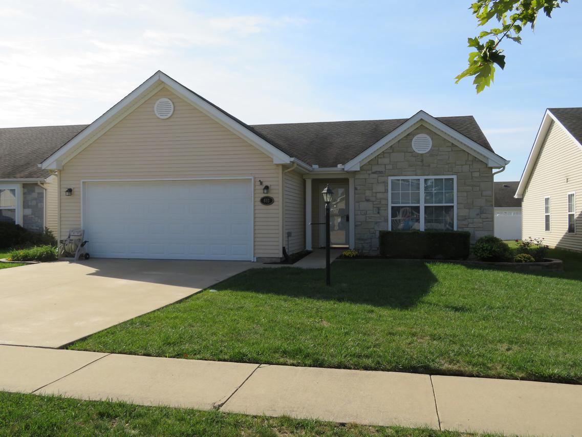 603 Corey Ln., Champaign, IL 61822