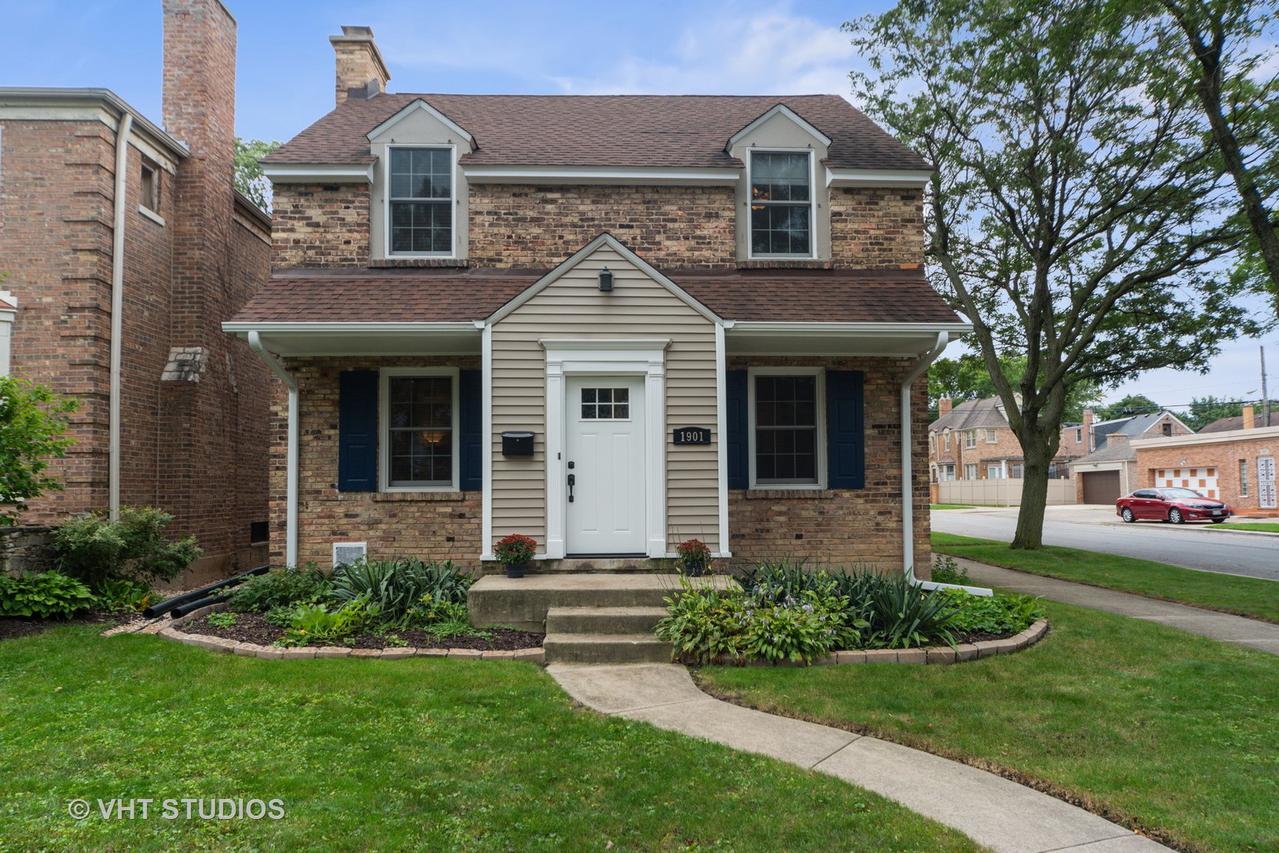 1901 N New England Ave., Chicago, IL 60707