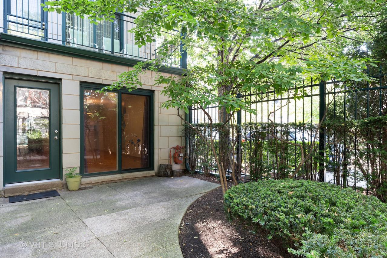 1812 S State St. #19, Chicago, IL 60616