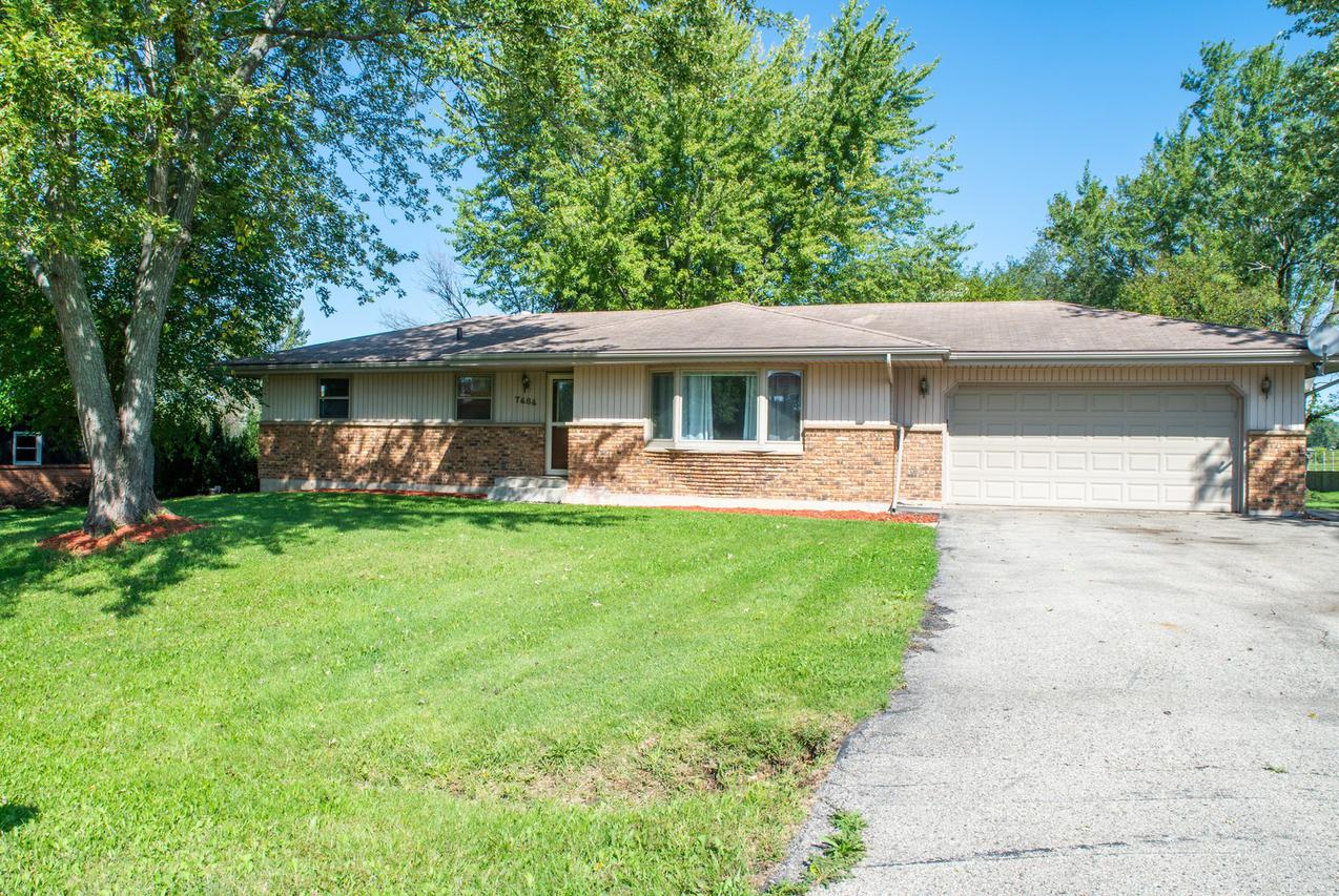 7484 Temple Ct., Rockford, IL 61108