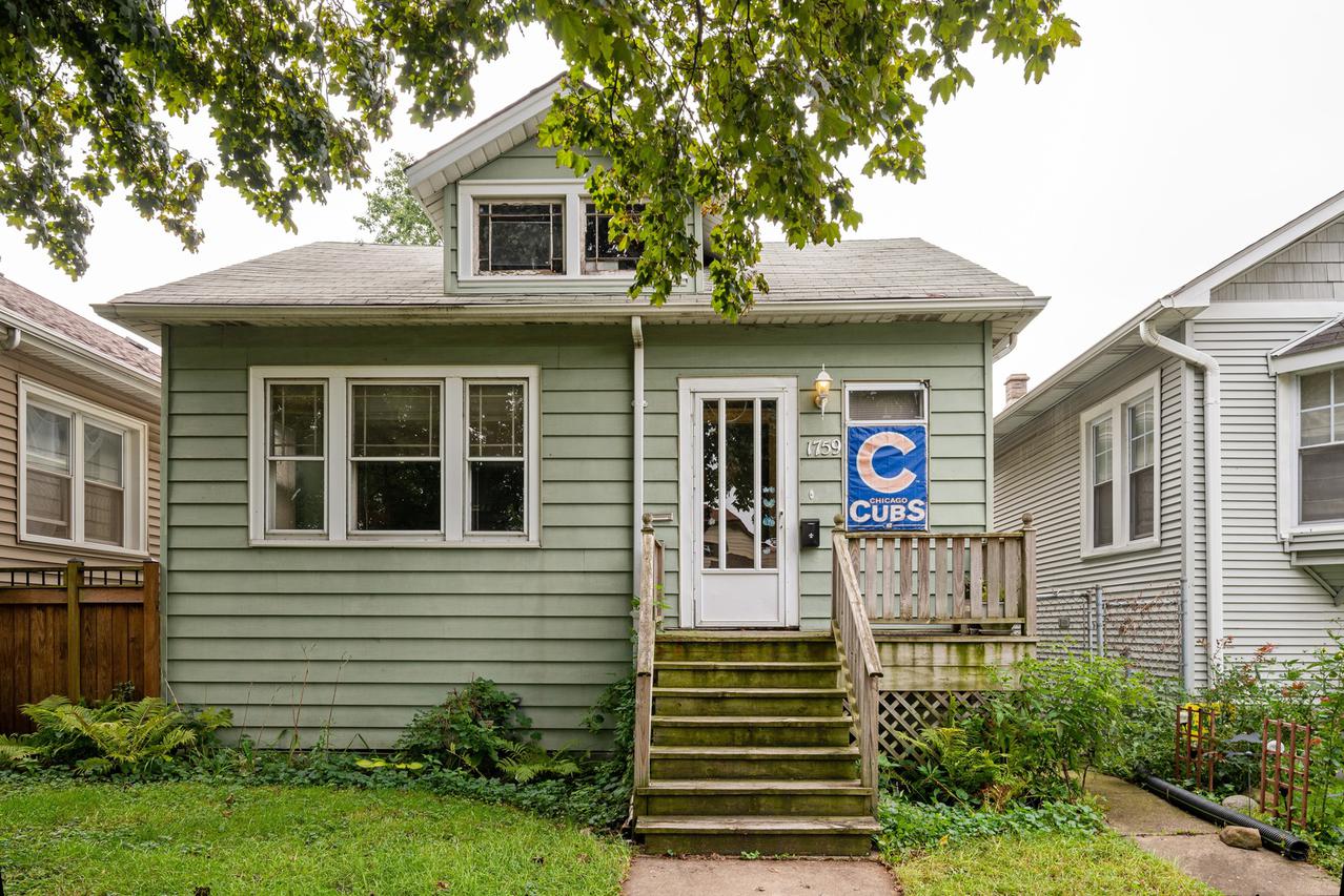 1759 W Olive Ave., Chicago, IL 60660
