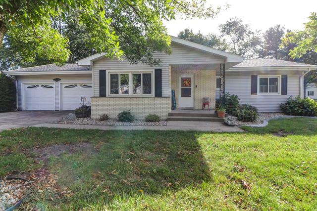 204 S 7th St., St. Joseph, IL 61873