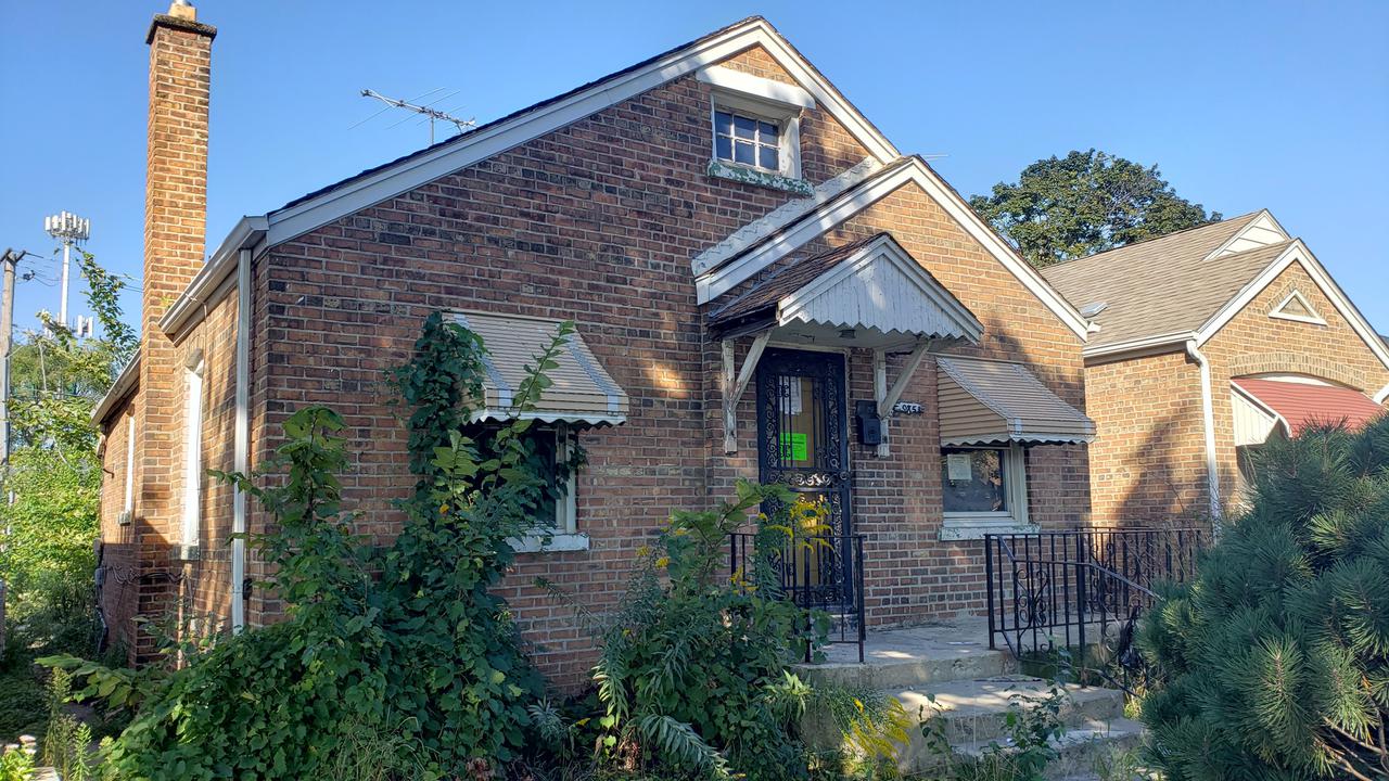 9854 S Maryland Ave., Chicago, IL 60628