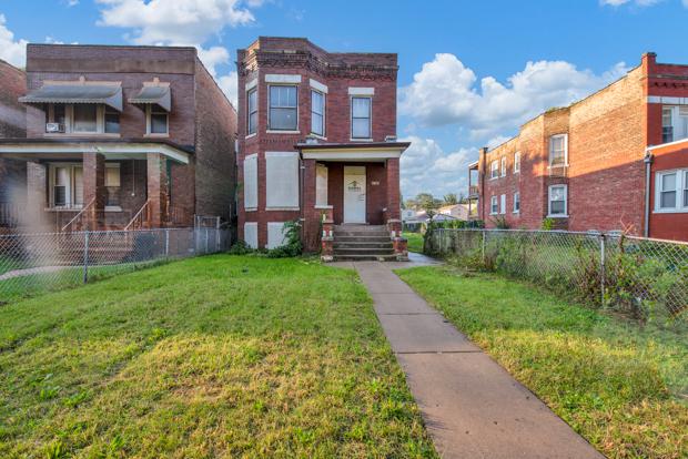 4129 W West End Ave., Chicago, IL 60624