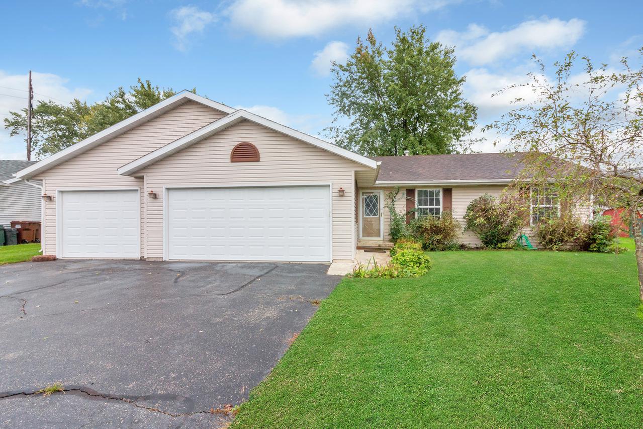 9243 Segunda Ln., Machesney Park, IL 61115
