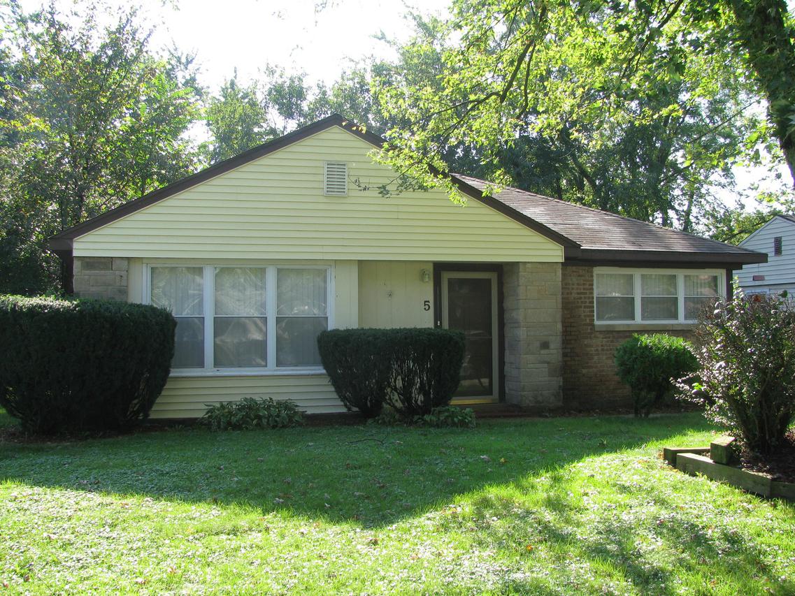 5 Marquette Pl., Park Forest, IL 60466