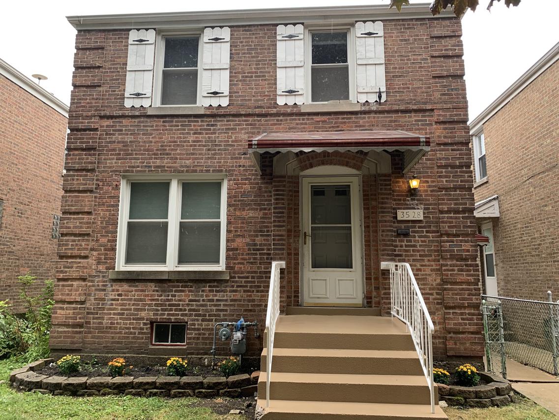 3528 S 59th Ave., Cicero, IL 60804
