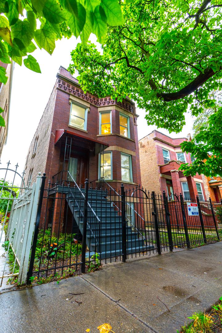 2527 S Harding Ave., Chicago, IL 60623