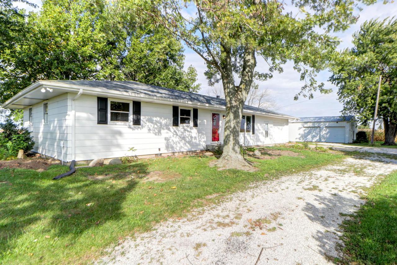 2073 County Road 2300, St. Joseph, IL 61873