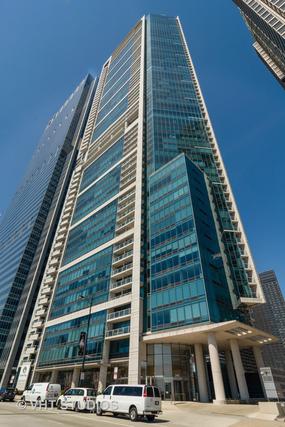 340 E Randolph St. #3702, Chicago, IL 60601
