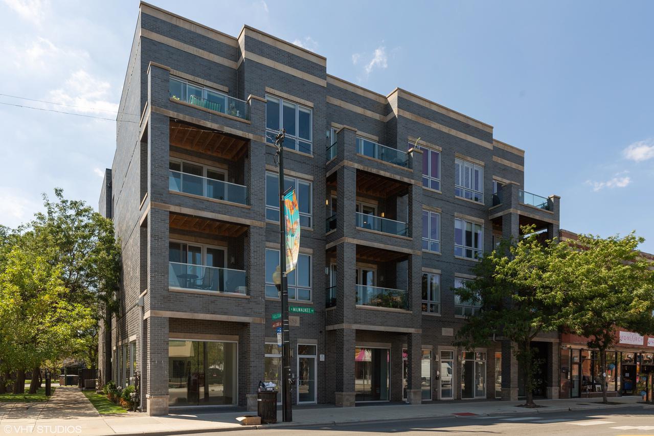 2860 N Milwaukee Ave. #2S, Chicago, IL 60618