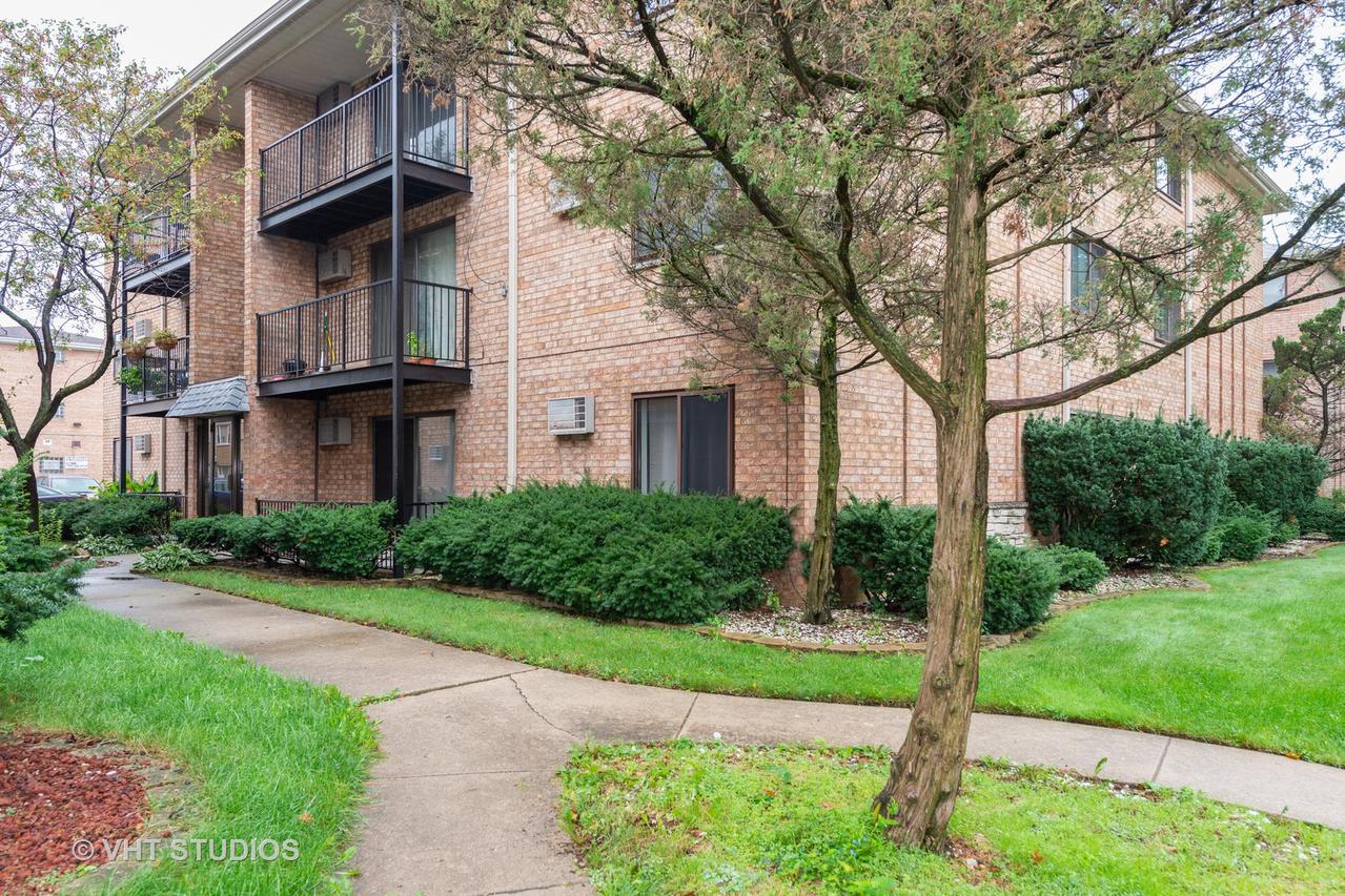 8741 W Summerdale Ave. #1E, Chicago, IL 60656
