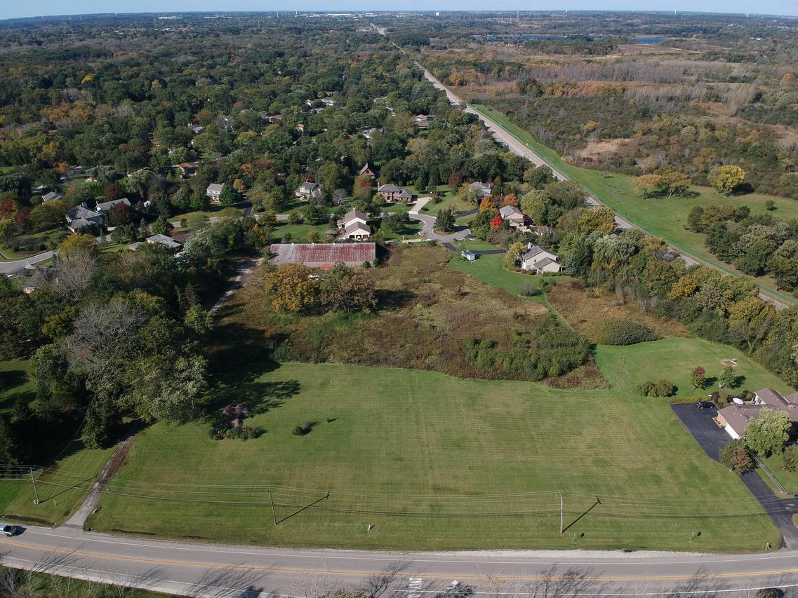 1881 N. St Marys Rd., Libertyville, IL 60048