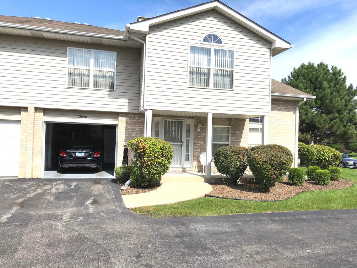 12520 S Deer Park Dr., Alsip, IL 60803