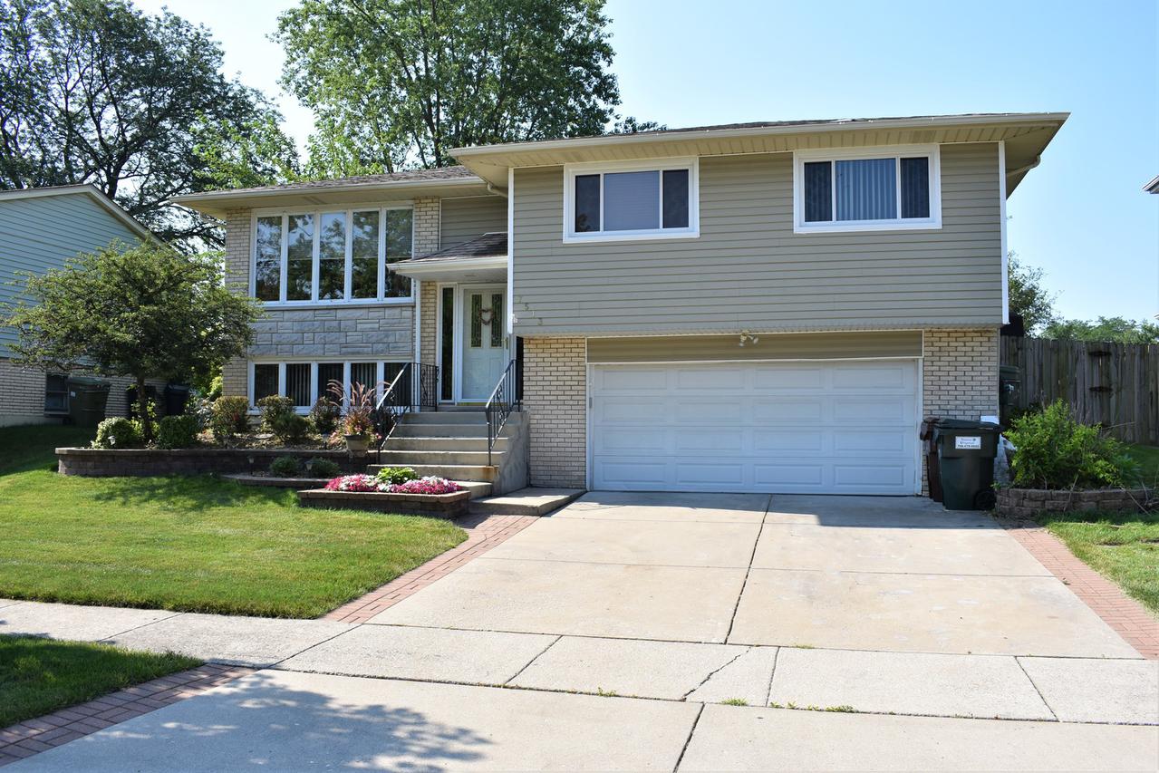 7513 162nd Pl., Tinley Park, IL 60477