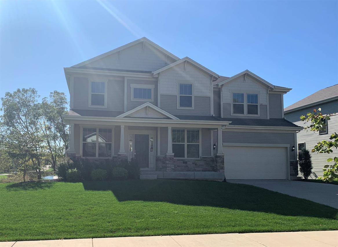 2385 Kelsey Ct., Lindenhurst, IL 60046