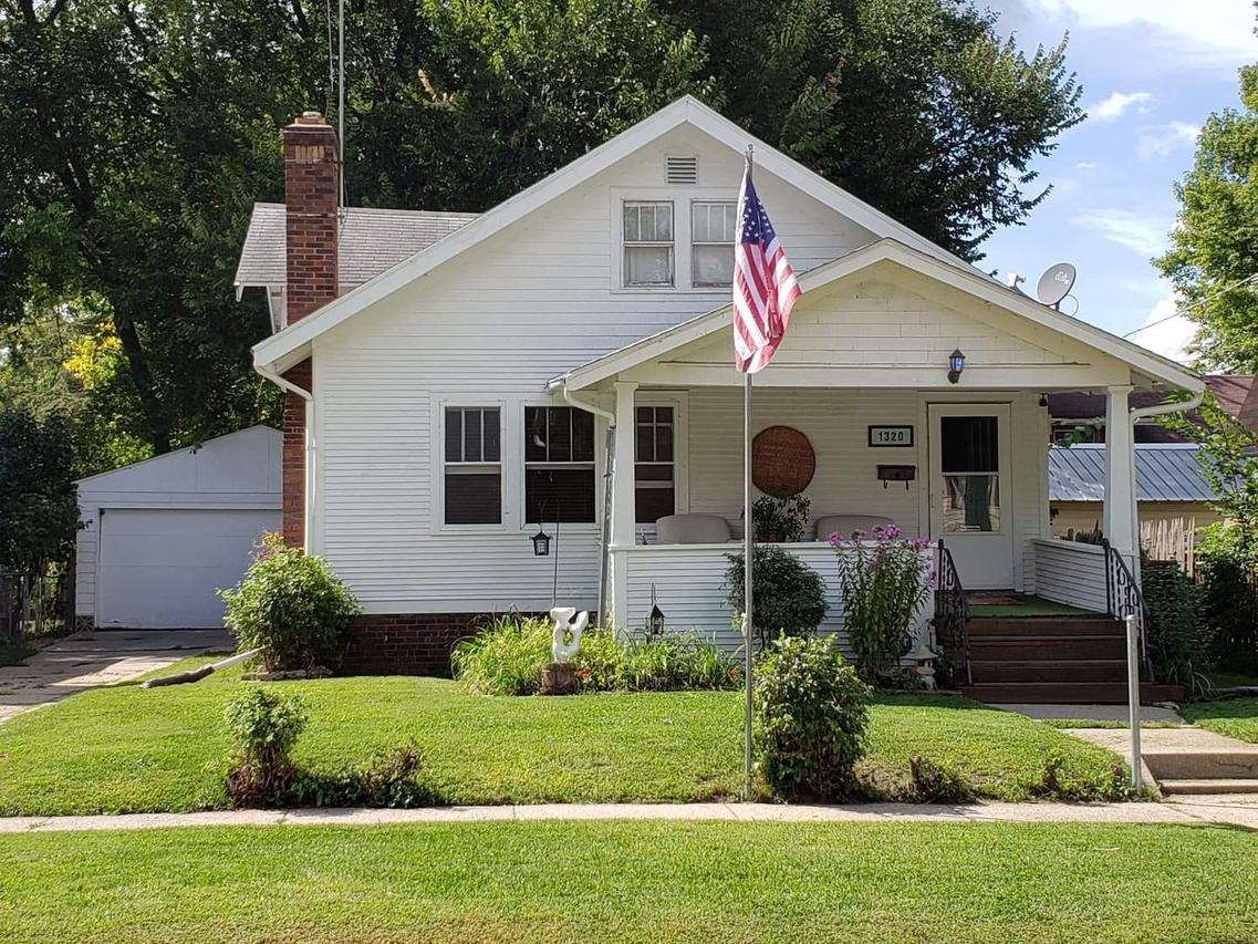 1320 N Court St., Rockford, IL 61103