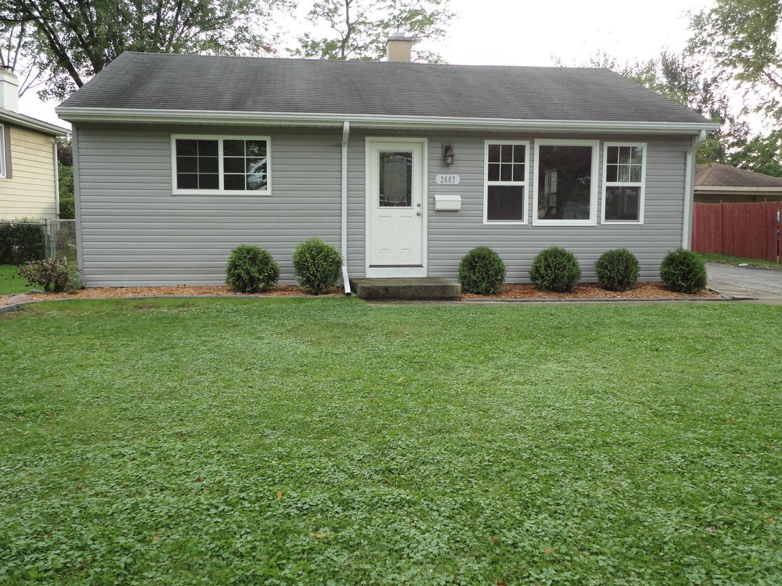 2607 Campbell St., Rolling Meadows, IL 60008