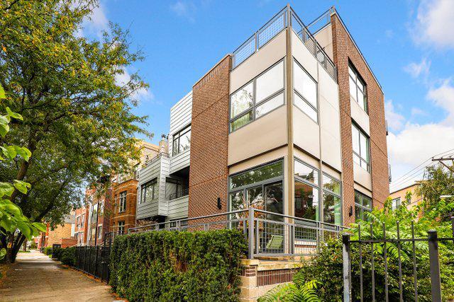928 W Concord Pl., Chicago, IL 60614