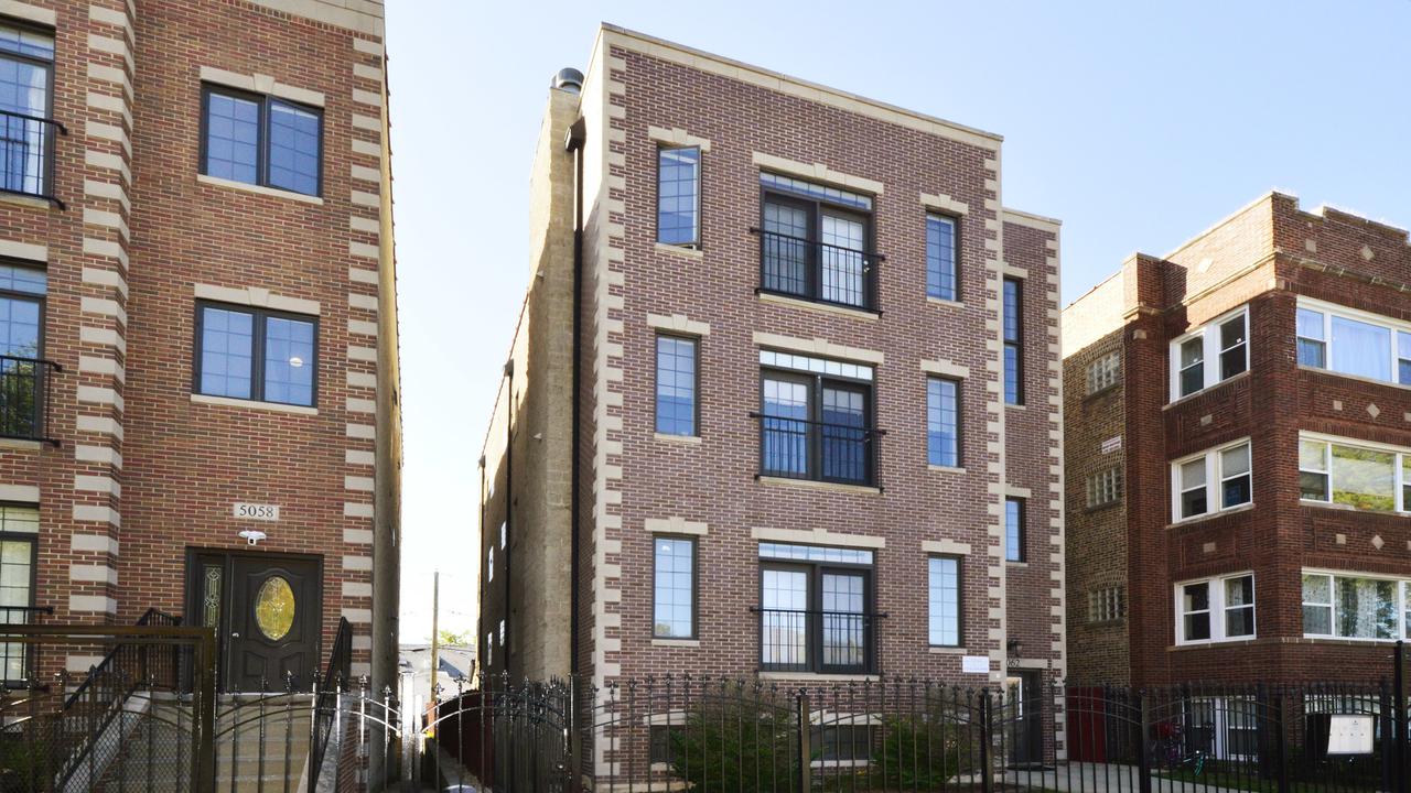5062 N Kimball Ave., Chicago, IL 60625