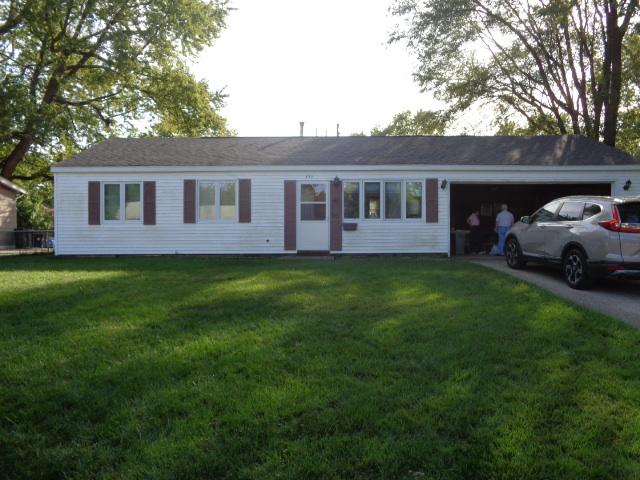 1511 Winston Dr., Champaign, IL 61821