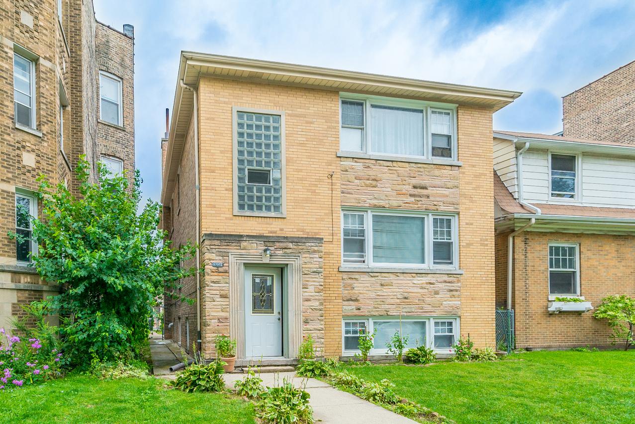 6448 N Washtenaw Ave., Chicago, IL 60645