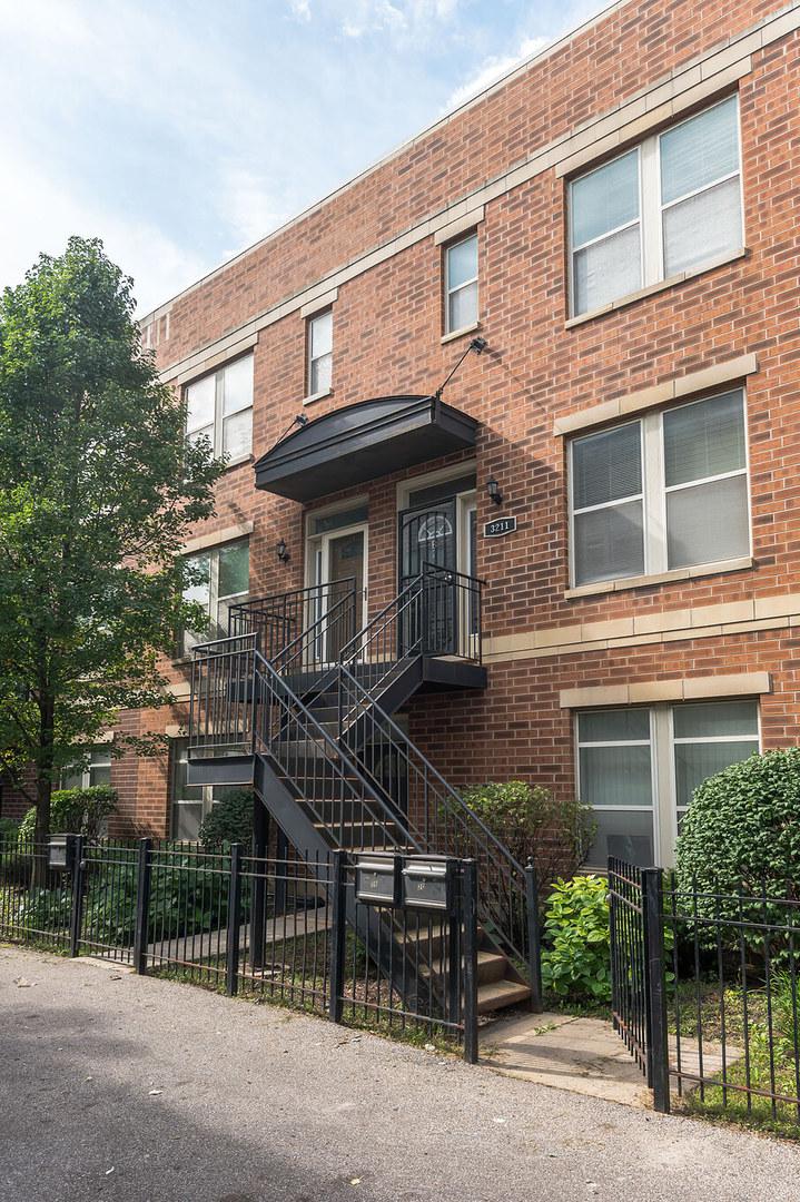 3211 W Lexington St. #2B, Chicago, IL 60624