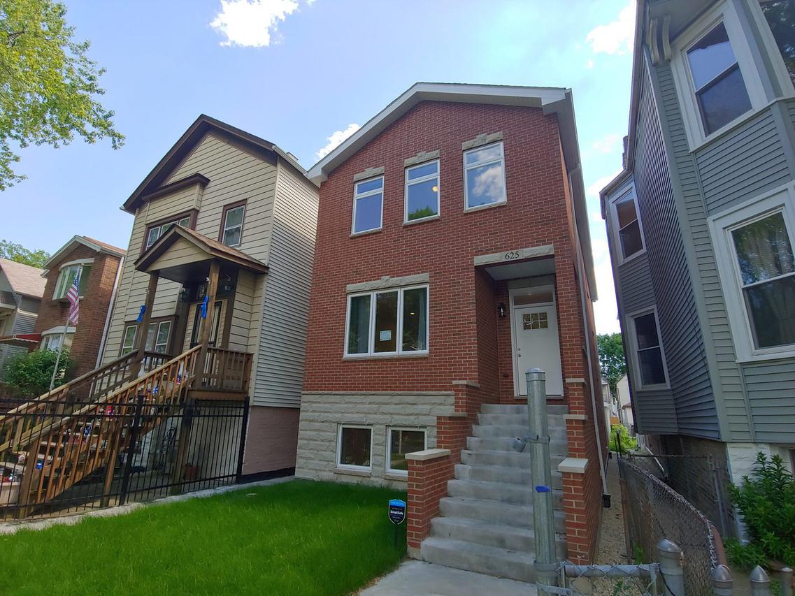 625 W 43rd Pl., Chicago, IL 60609