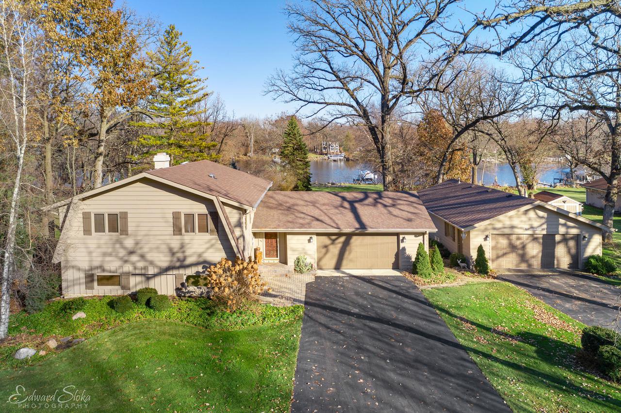 4620 Timberlane Rd., Crystal Lake, IL 60014