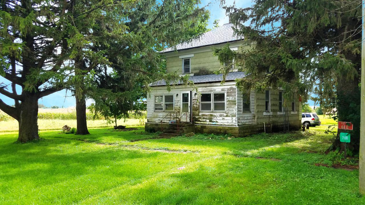 700 Eychaner Rd., Esmond, IL 60129