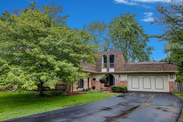 850 Deere Park Ct., Deerfield, IL 60015