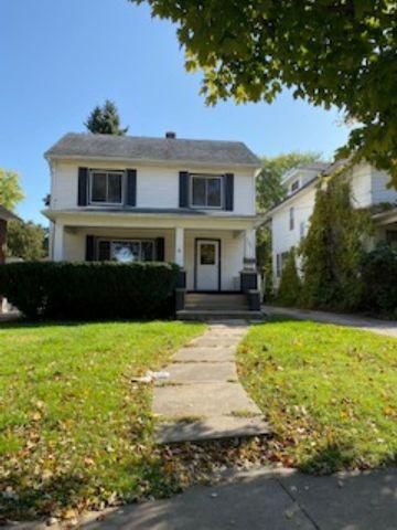 1243 S Carroll Ave., Freeport, IL 61032