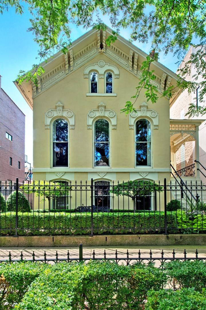 1930 N Cleveland Ave., Chicago, IL 60614